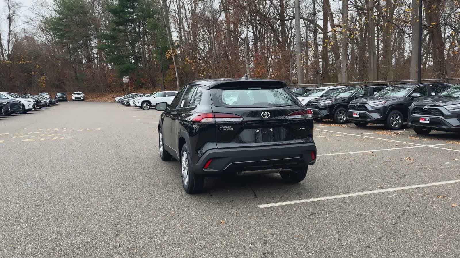 Thumbnail: 2026 Toyota Corolla Cross - 7