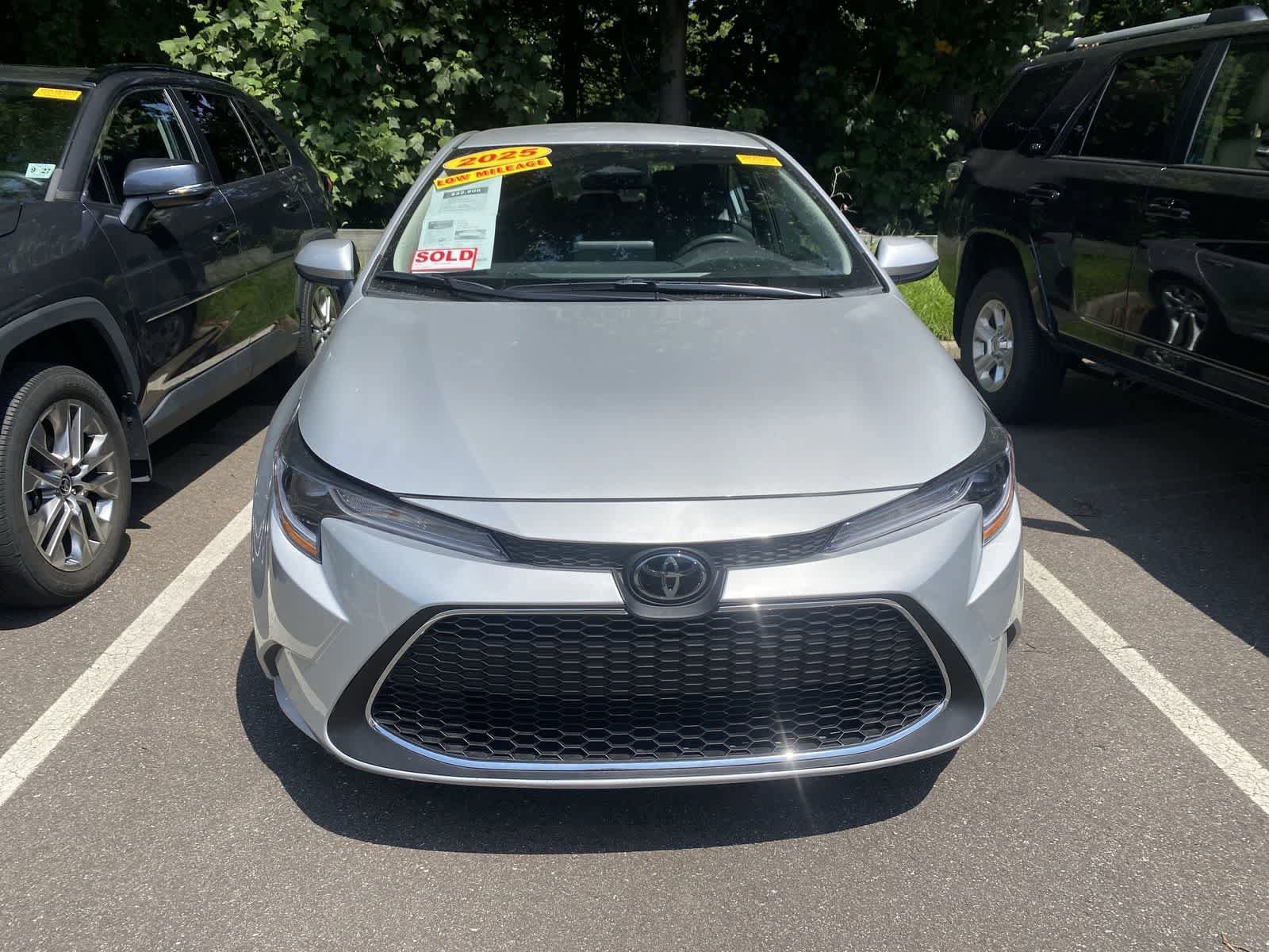 Thumbnail: 2025 Toyota Corolla - 2