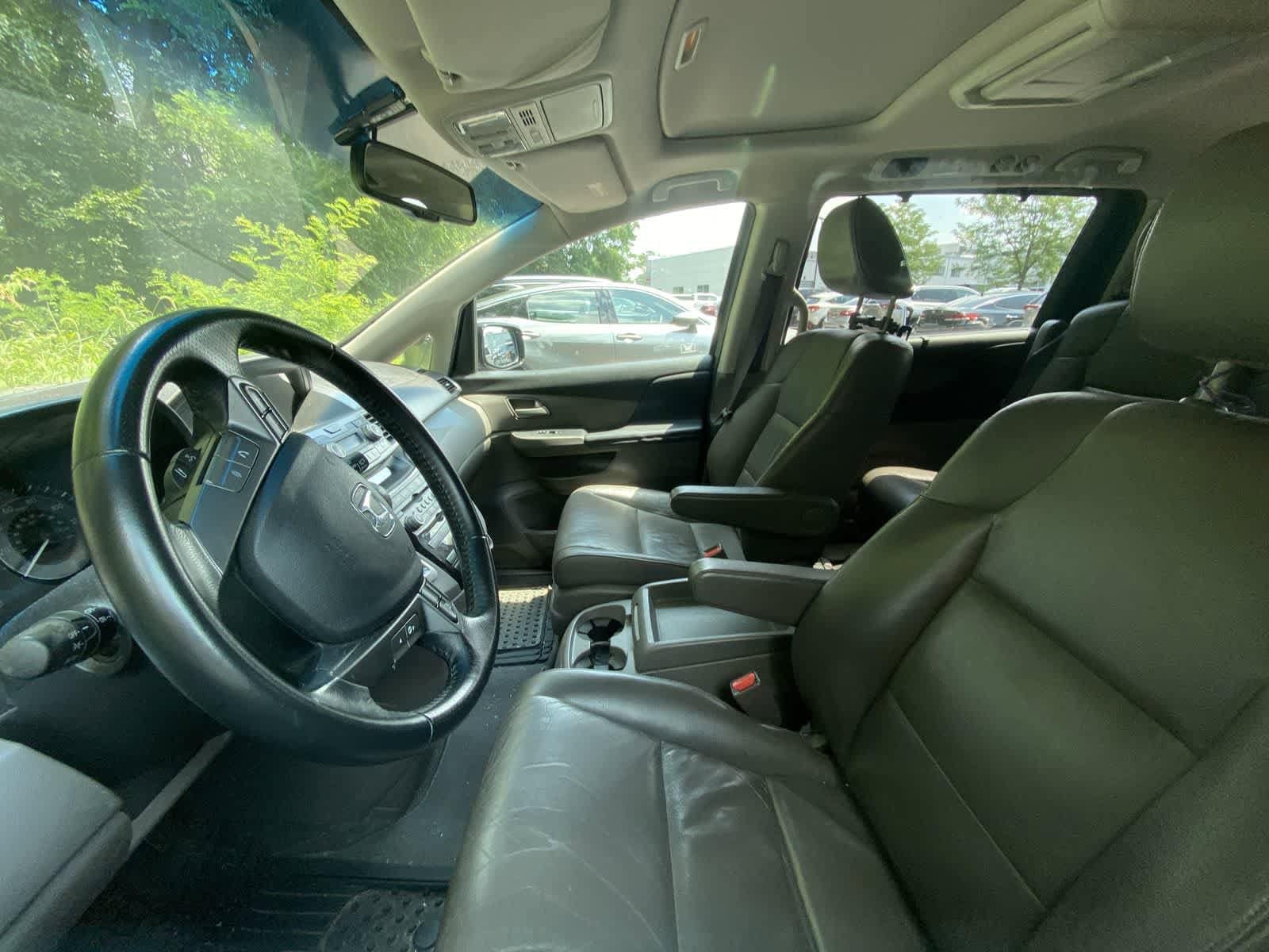 Thumbnail: 2011 Honda Odyssey - 4