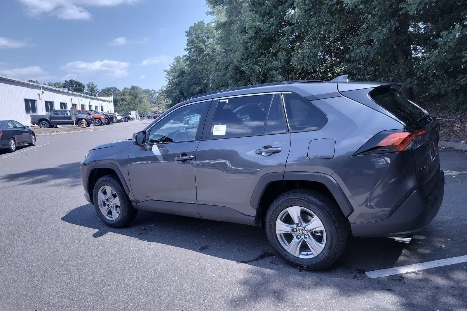 Thumbnail: 2025 Toyota RAV4 - 13