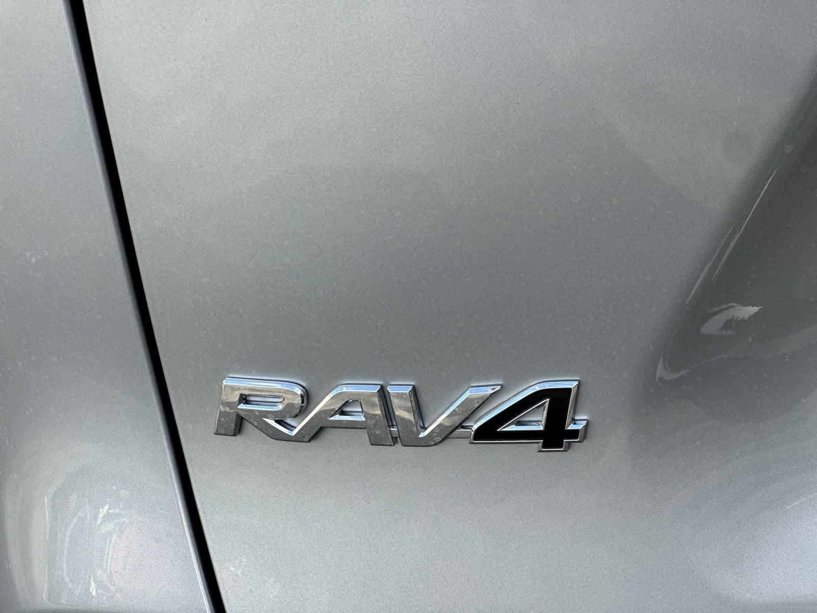 Thumbnail: 2025 Toyota RAV4 - 14