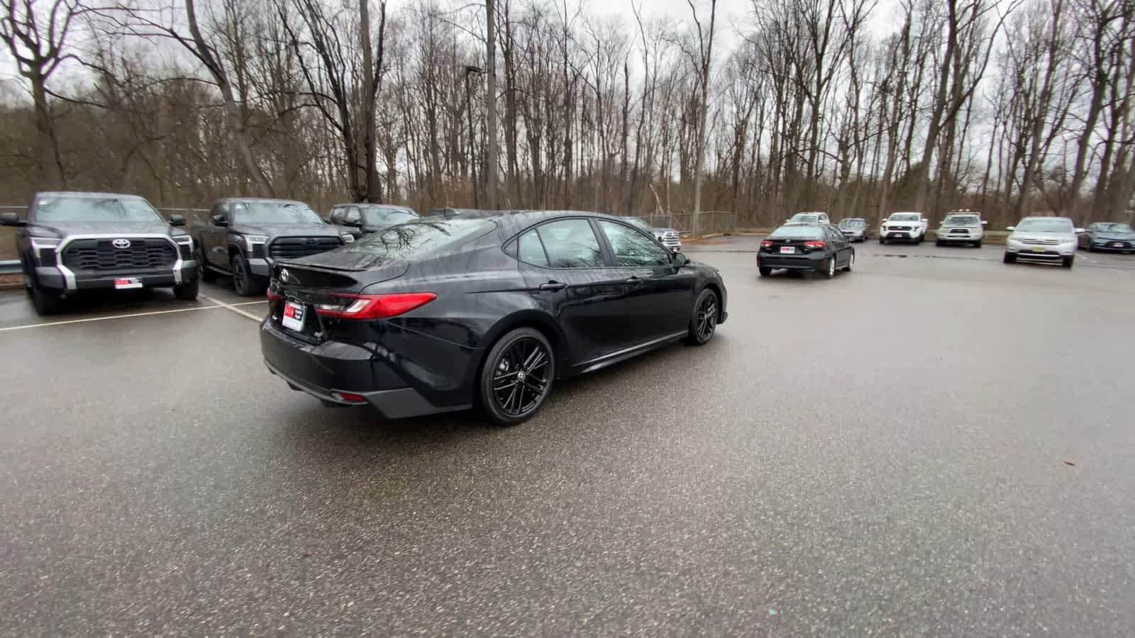 Thumbnail: 2025 Toyota Camry - 6