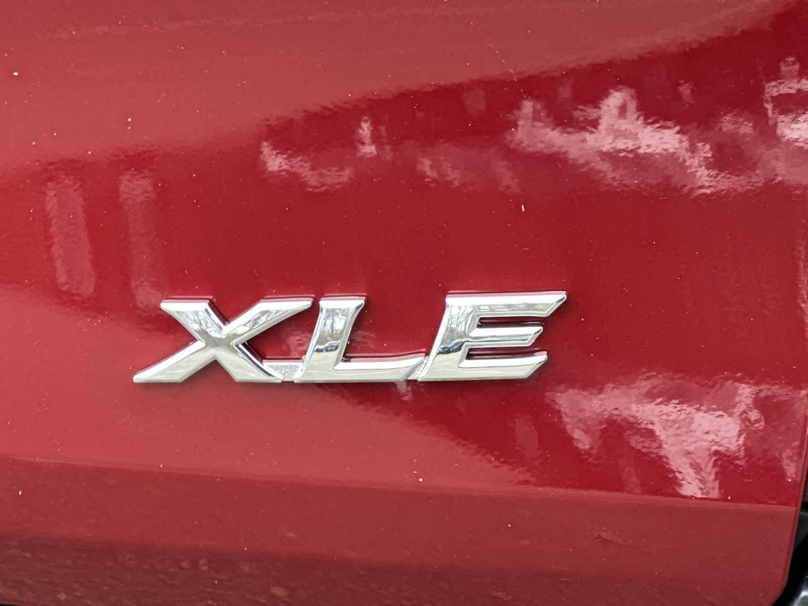 Thumbnail: 2025 Toyota Sienna - 16