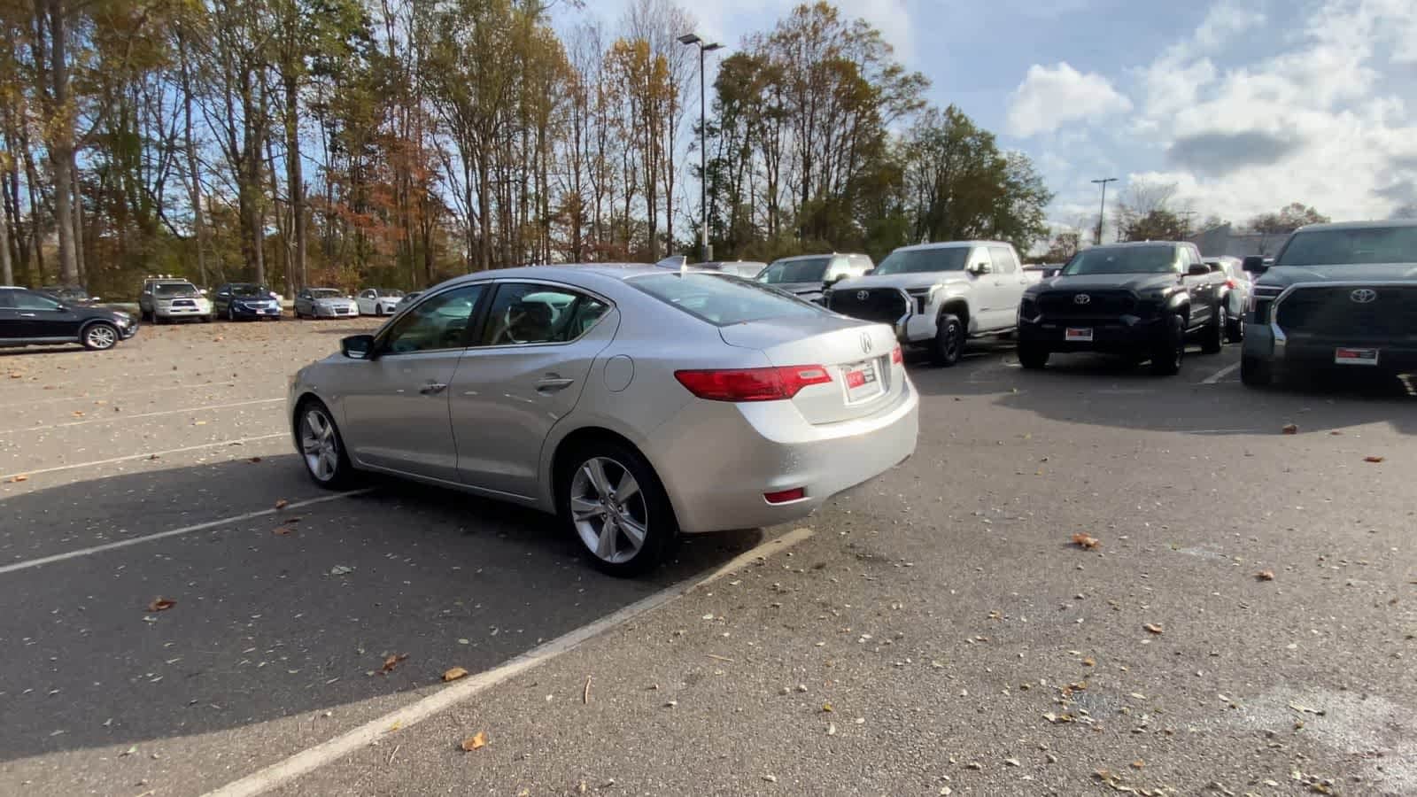 Thumbnail: 2013 Acura ILX - 12