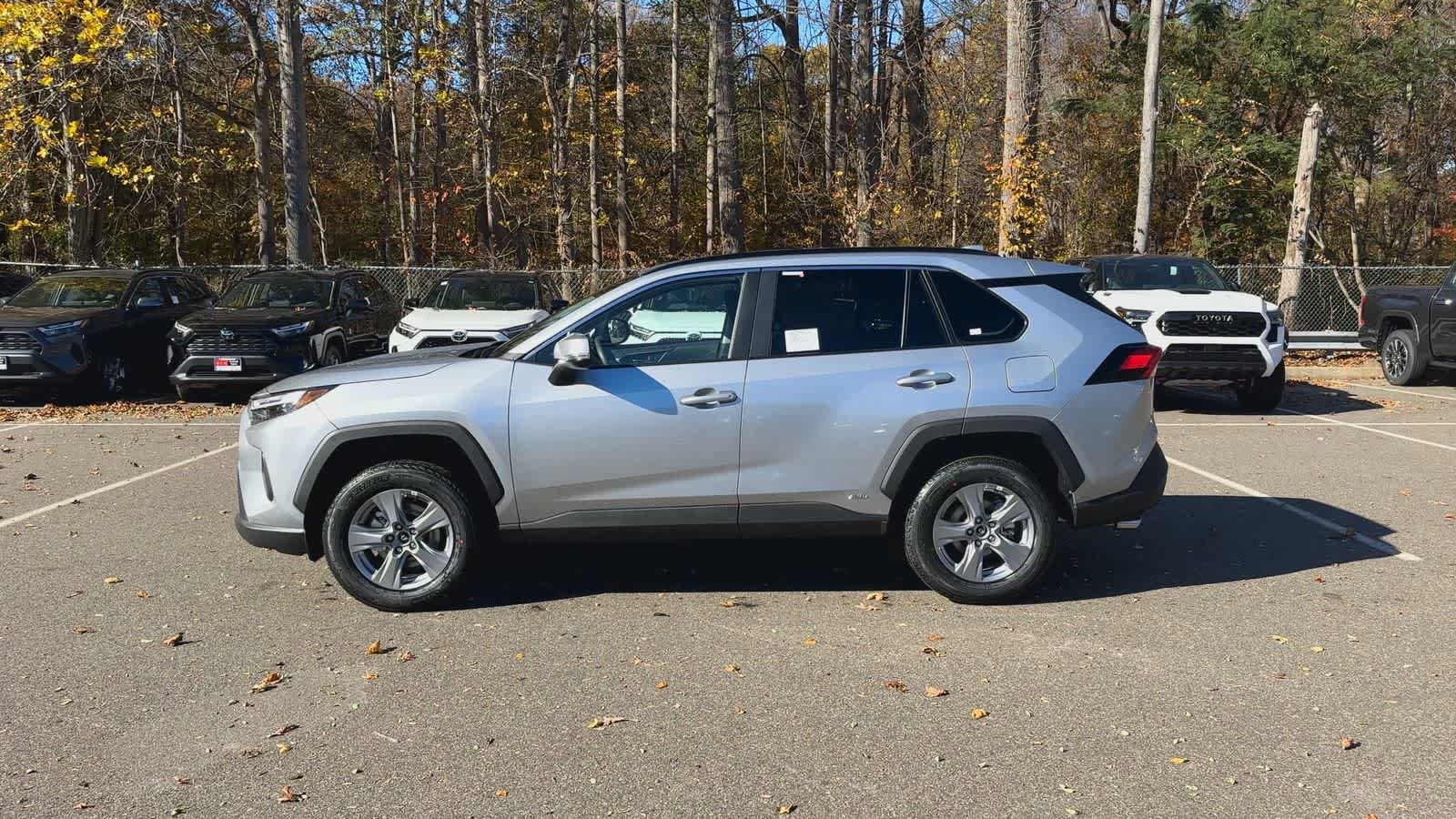 Thumbnail: 2025 Toyota RAV4 - 5