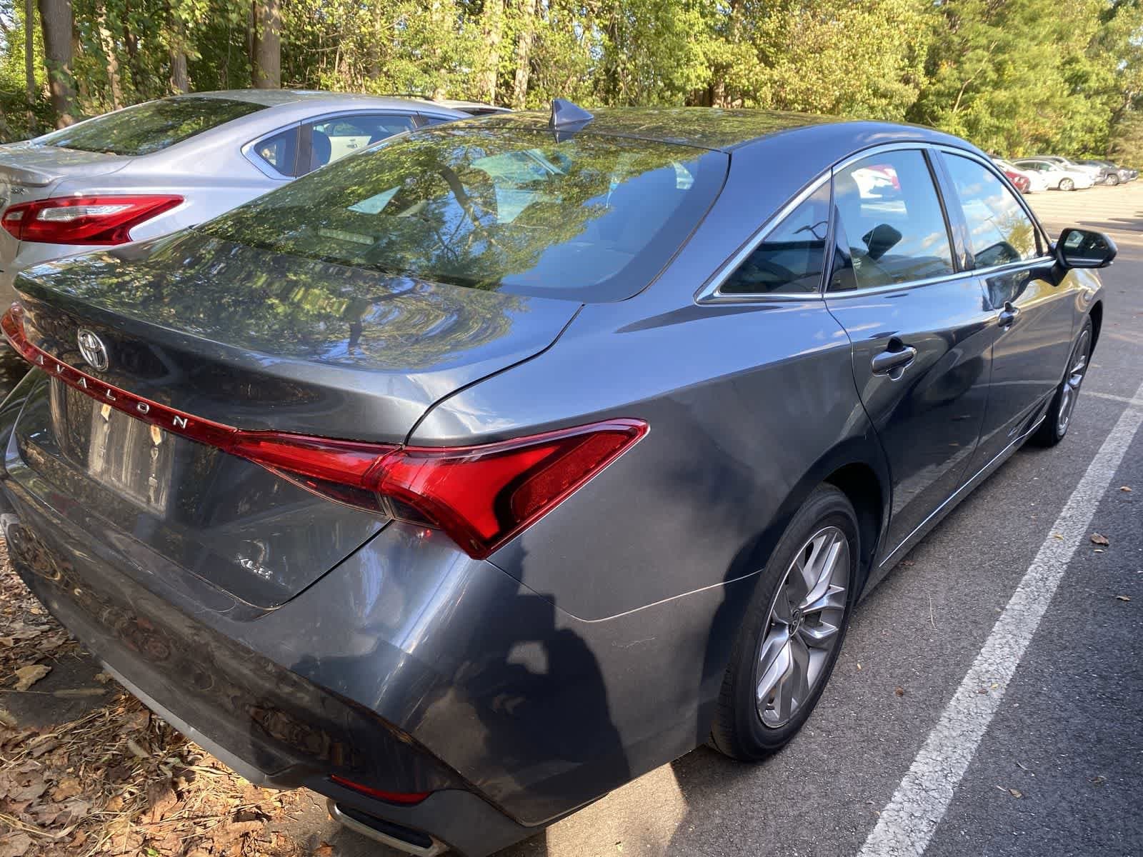 Thumbnail: 2021 Toyota Avalon - 8
