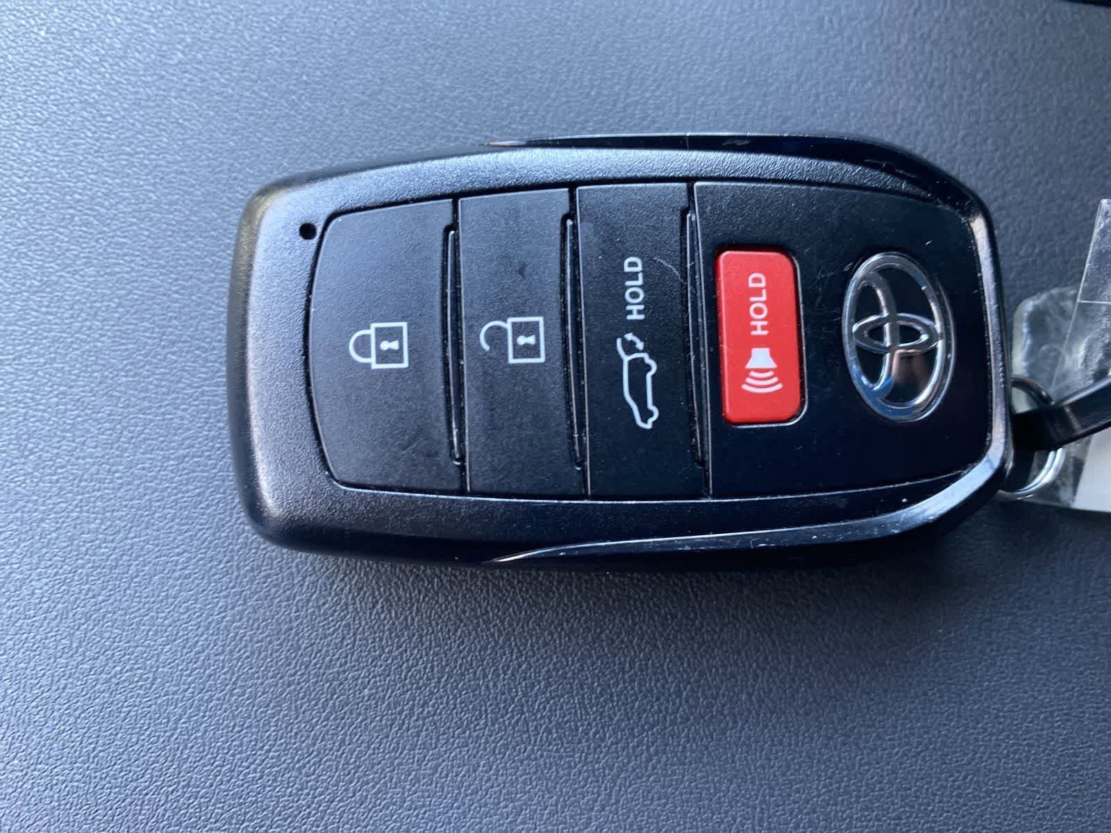 Thumbnail: 2025 Toyota Highlander - 35