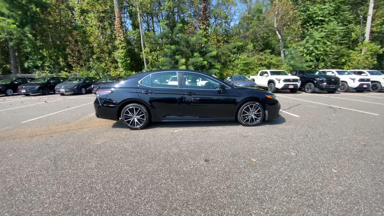 Thumbnail: 2023 Toyota Camry - 3