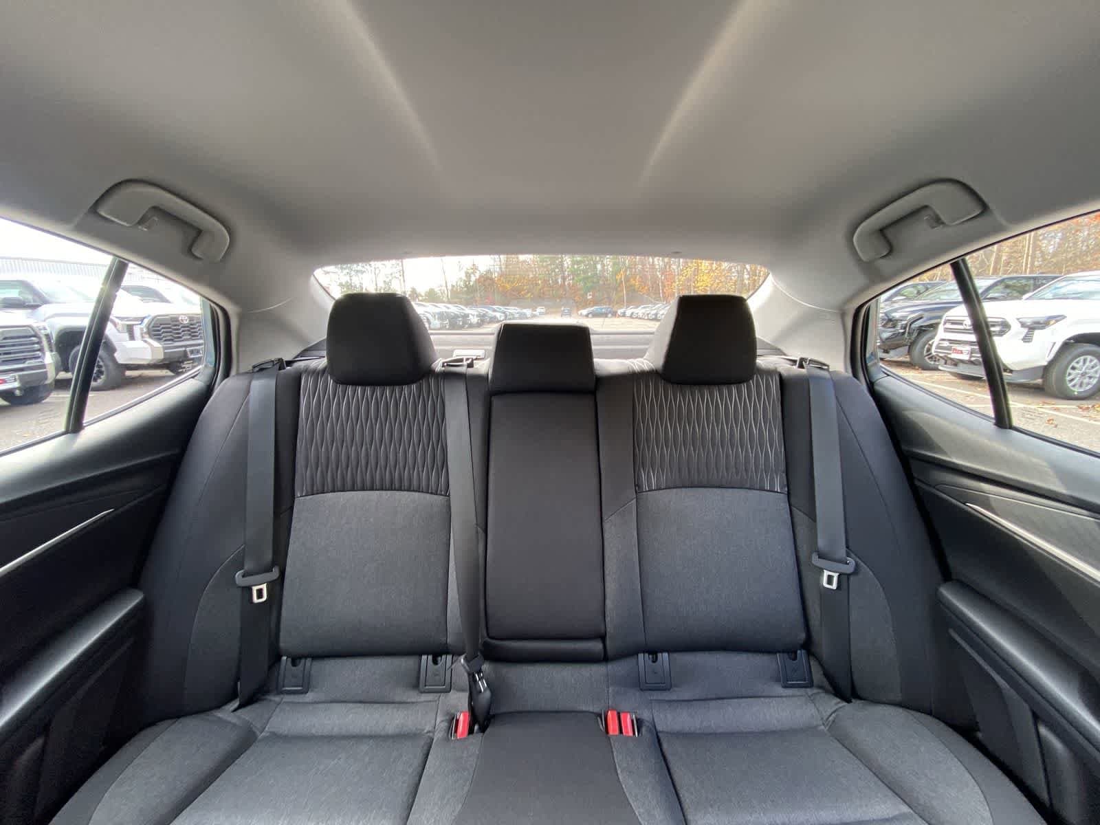 Thumbnail: 2025 Toyota Camry - 30