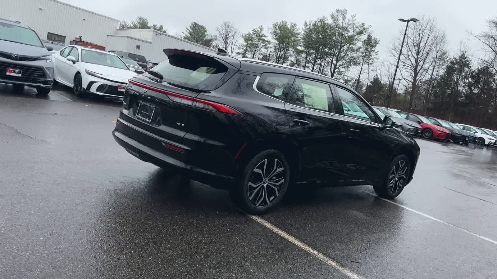 Thumbnail: 2026 Toyota Crown Signia - 8