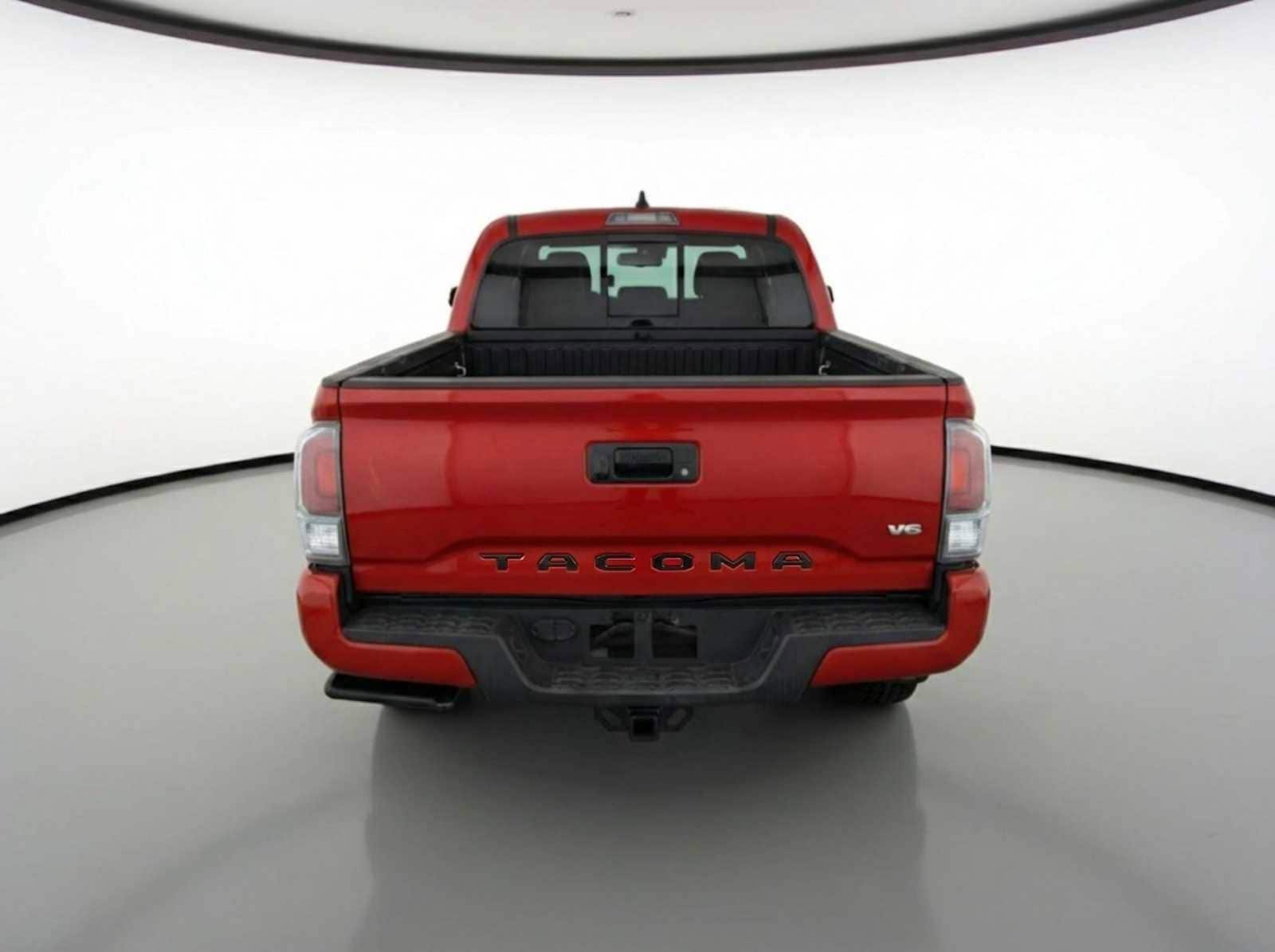 Thumbnail: 2022 Toyota Tacoma - 4