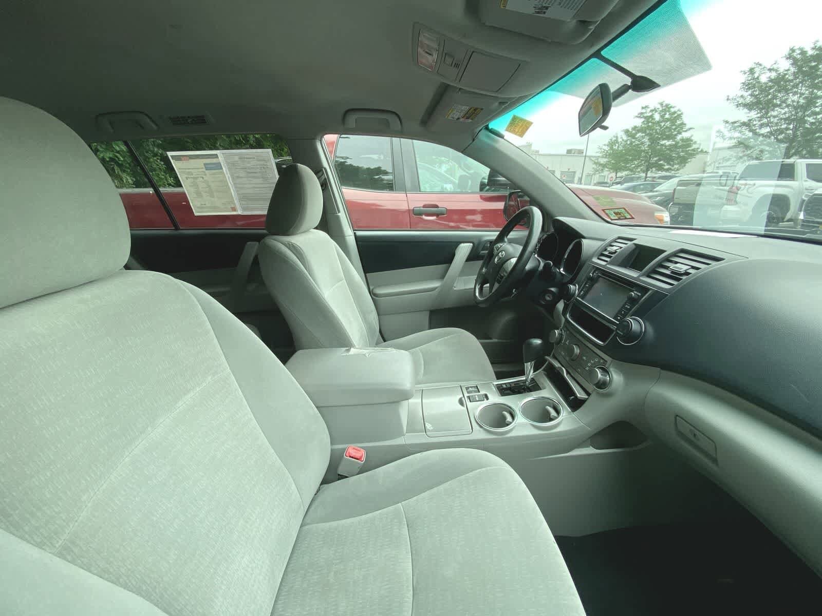Thumbnail: 2013 Toyota Highlander - 5