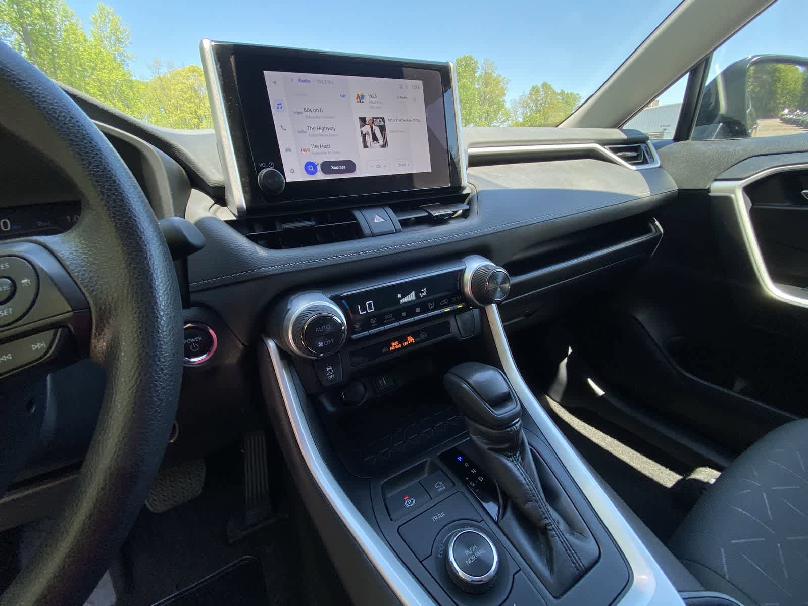 Thumbnail: 2024 Toyota RAV4 - 19