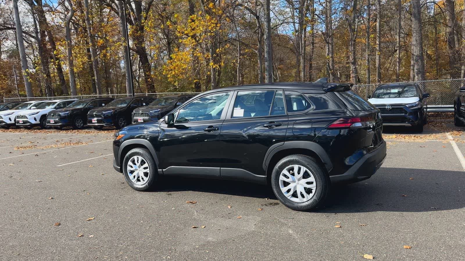 Thumbnail: 2026 Toyota Corolla Cross - 6