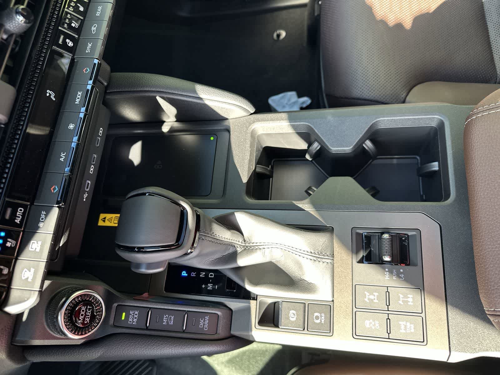Thumbnail: 2026 Toyota Land Cruiser - 32