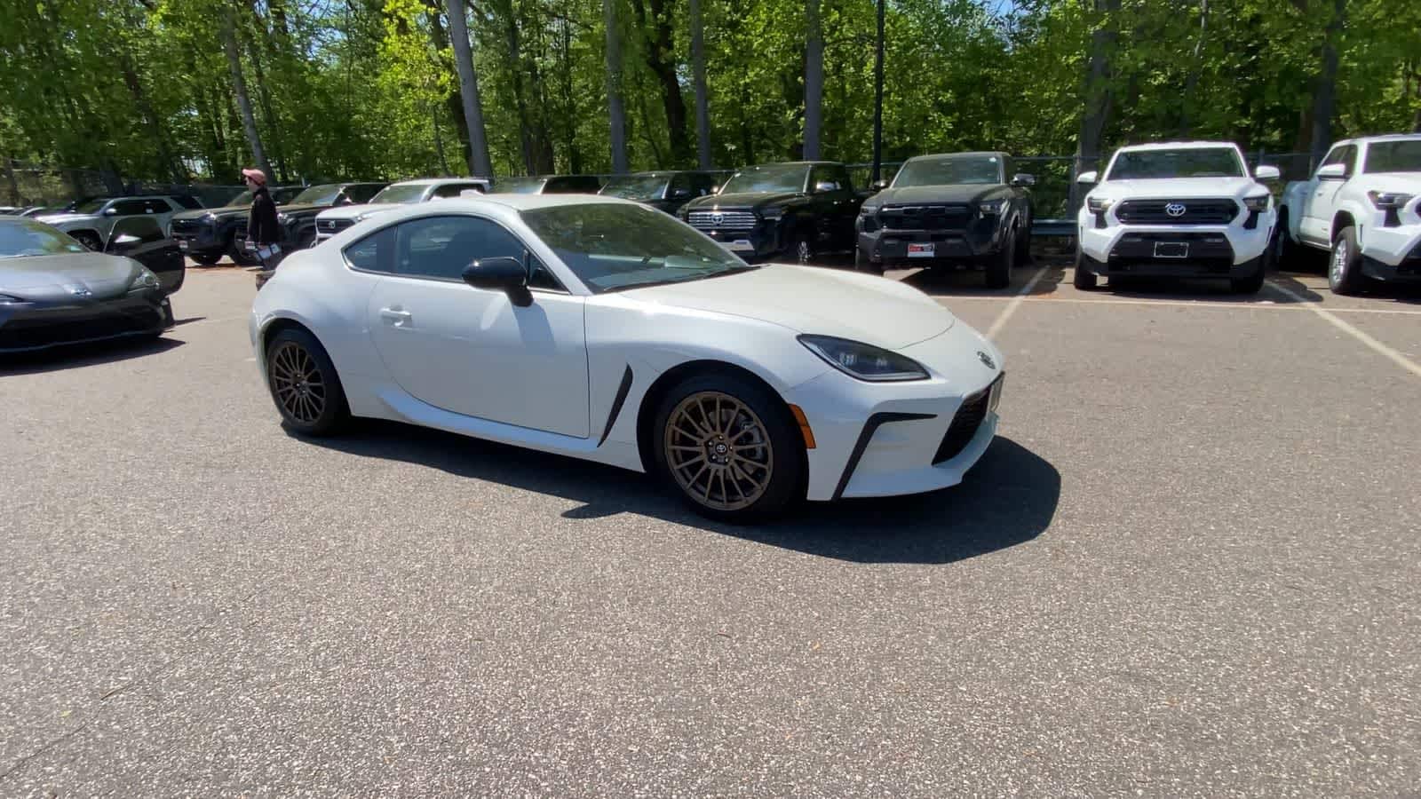 Thumbnail: 2023 Toyota GR86 - 2
