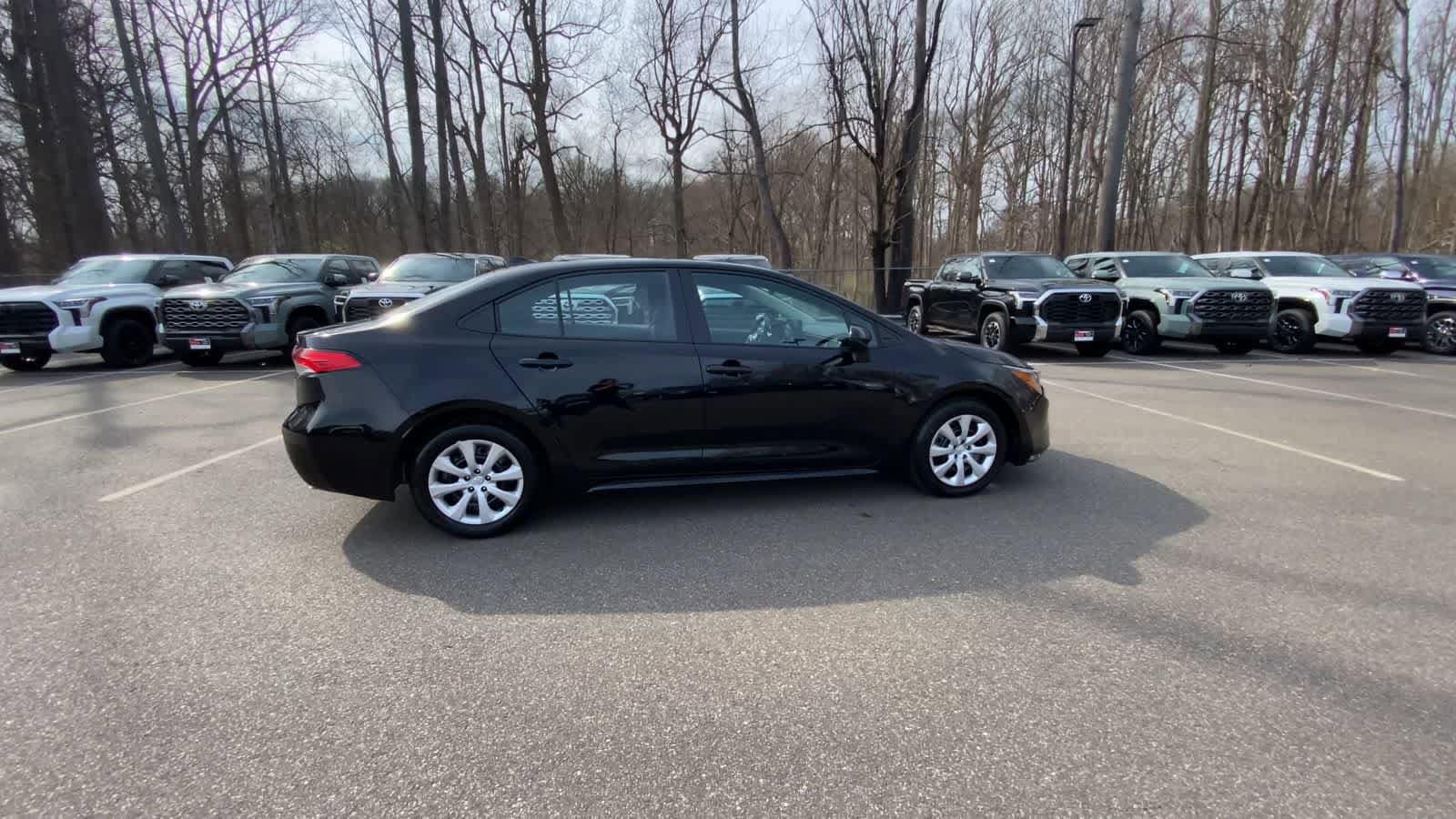 Thumbnail: 2025 Toyota Corolla - 9