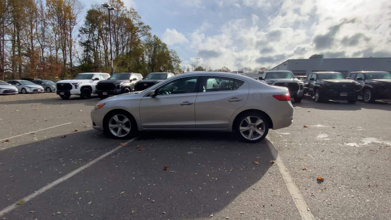 Thumbnail: 2013 Acura ILX - 11