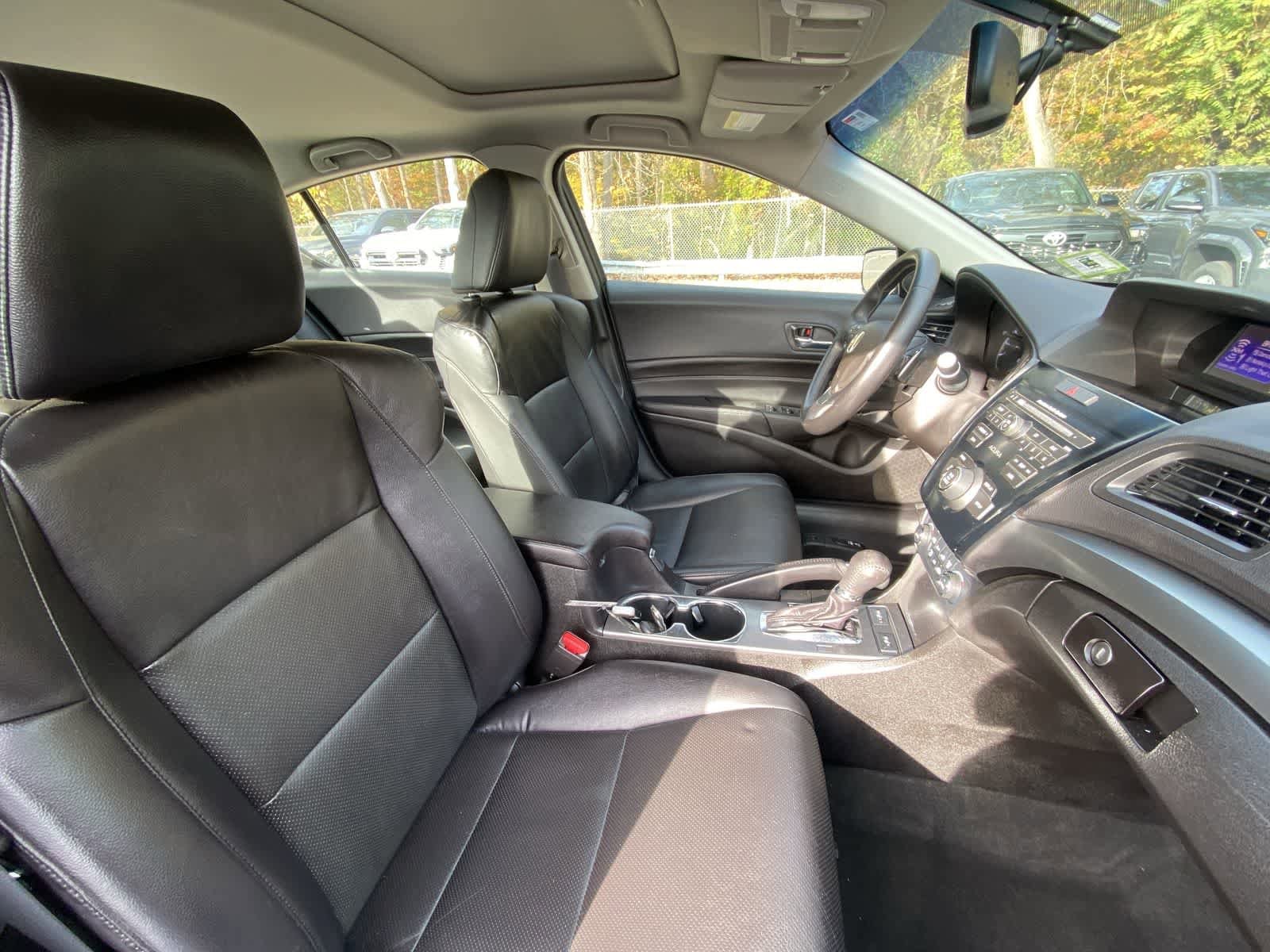 Thumbnail: 2013 Acura ILX - 27