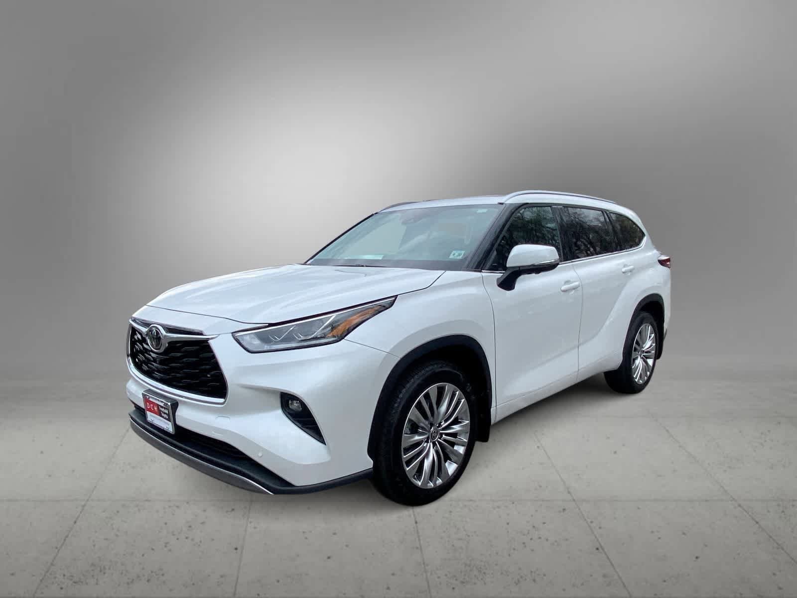 Thumbnail: 2025 Toyota Highlander - 4