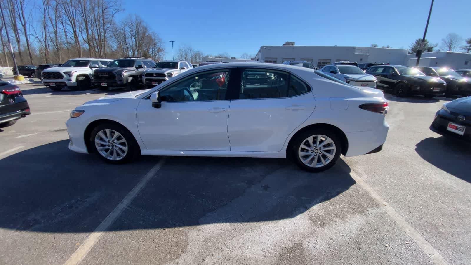 Thumbnail: 2023 Toyota Camry - 8