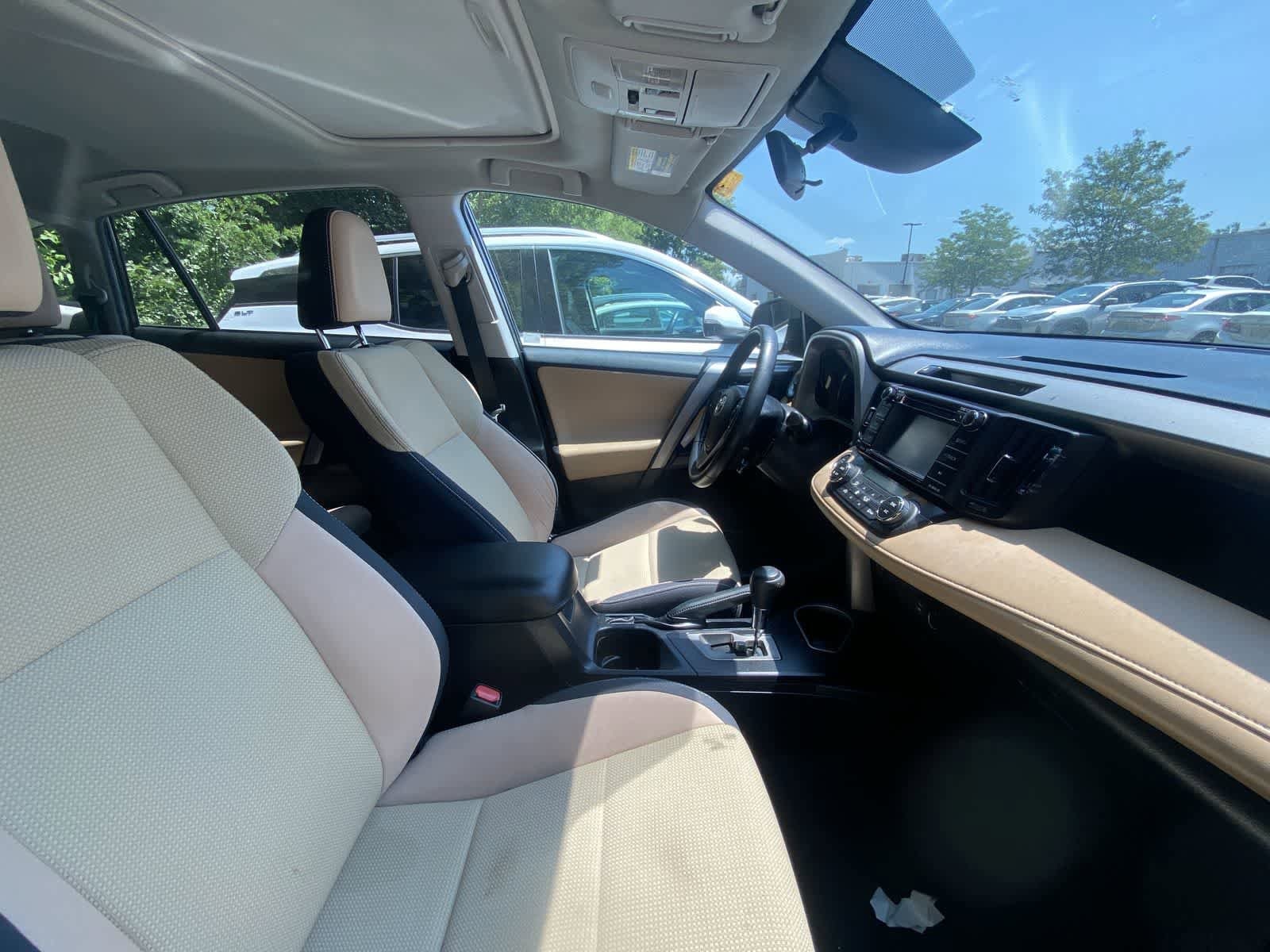 Thumbnail: 2018 Toyota RAV4 - 5