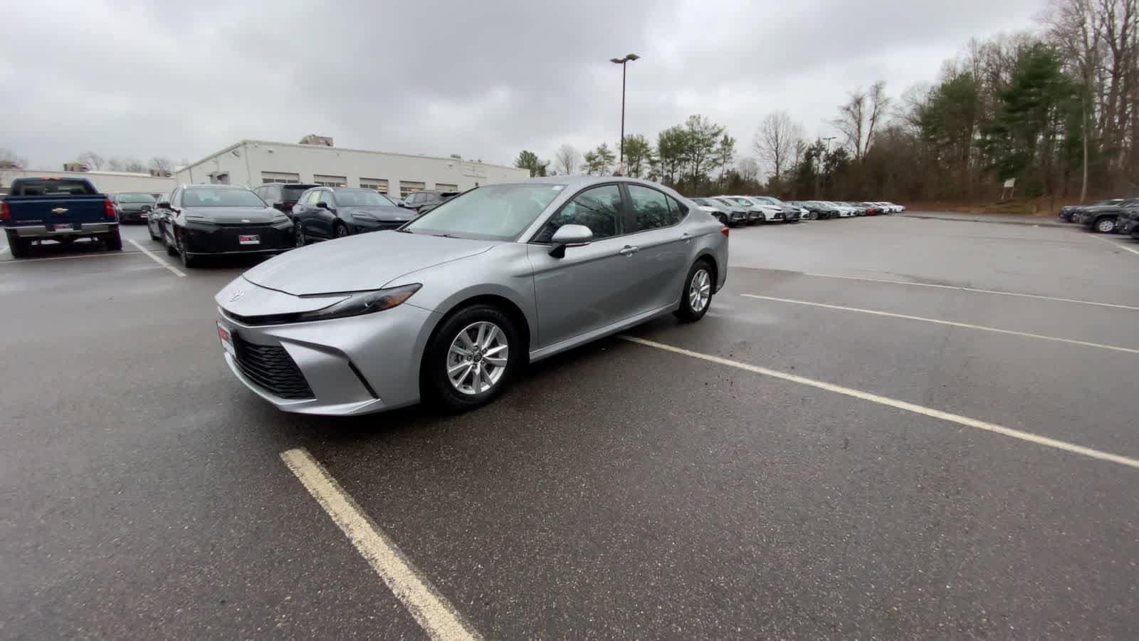 Thumbnail: 2025 Toyota Camry - 9