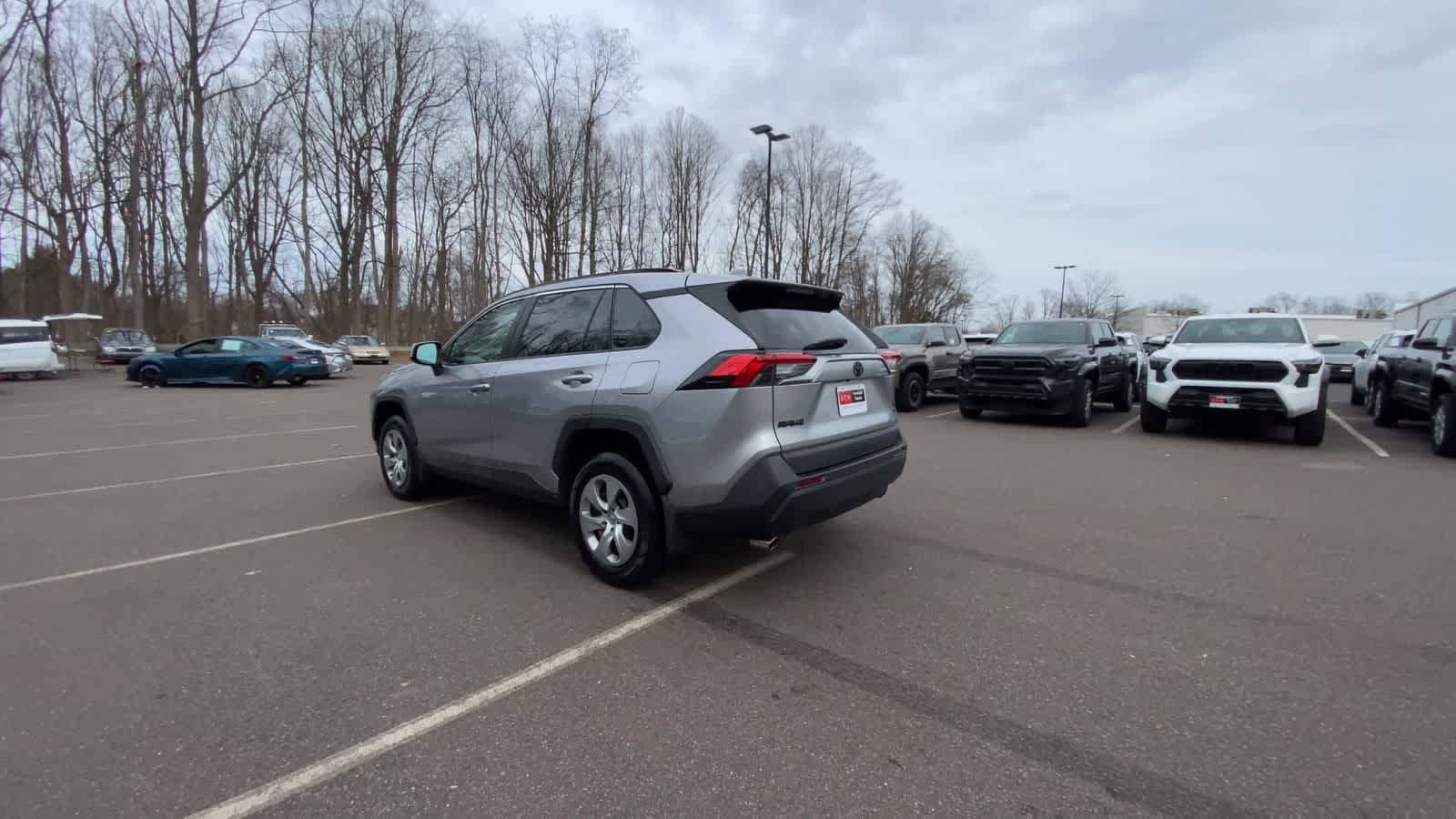 Thumbnail: 2021 Toyota RAV4 - 13