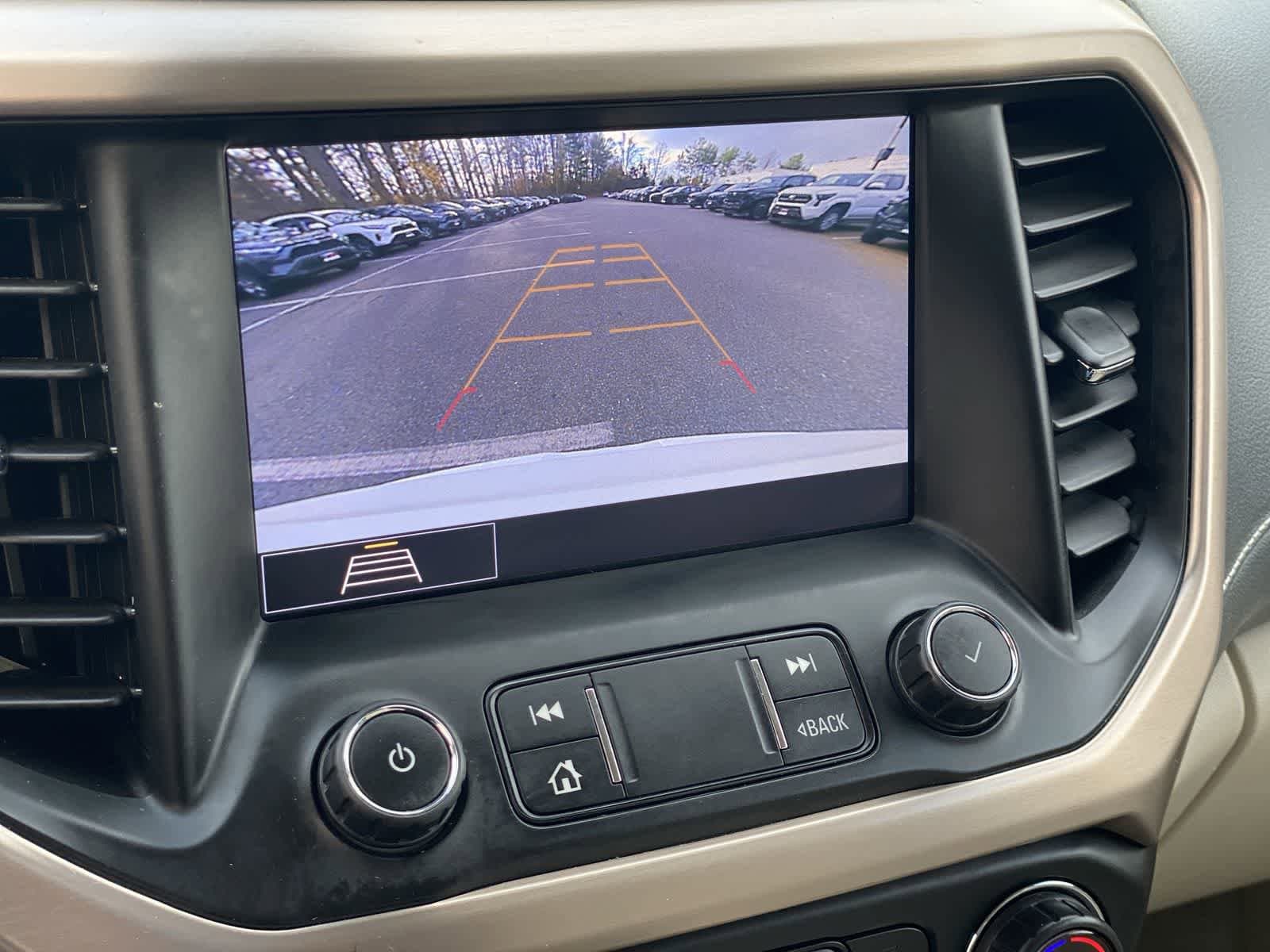 Thumbnail: 2020 GMC Acadia - 35