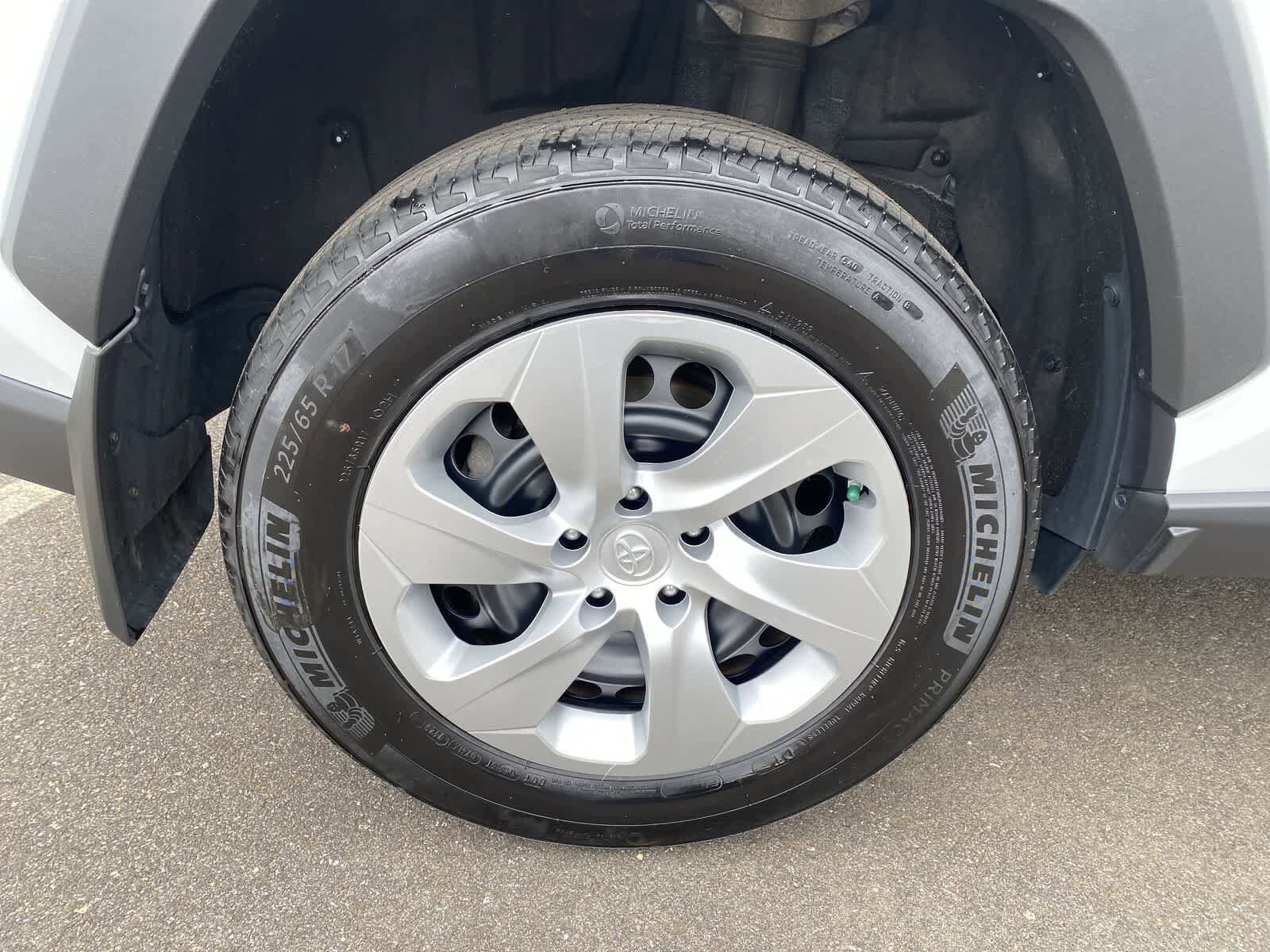 Thumbnail: 2023 Toyota RAV4 - 13