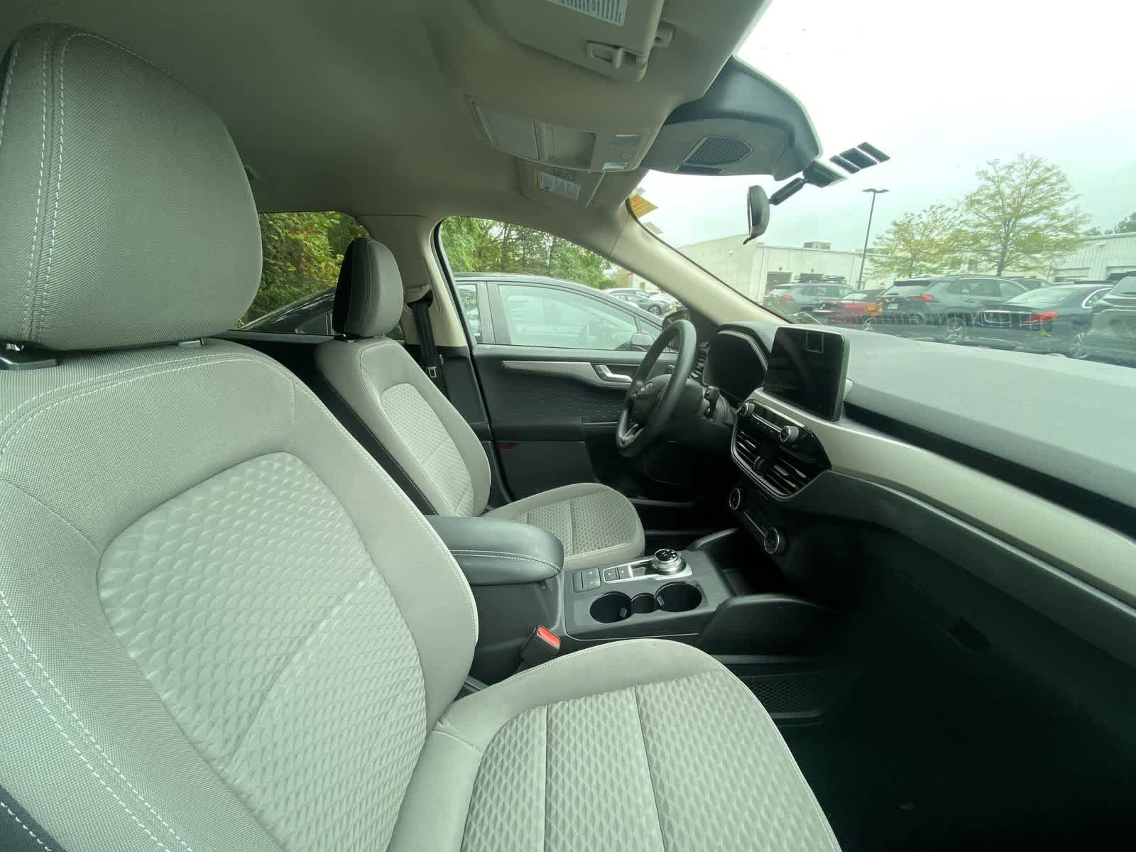Thumbnail: 2020 Ford Escape - 5