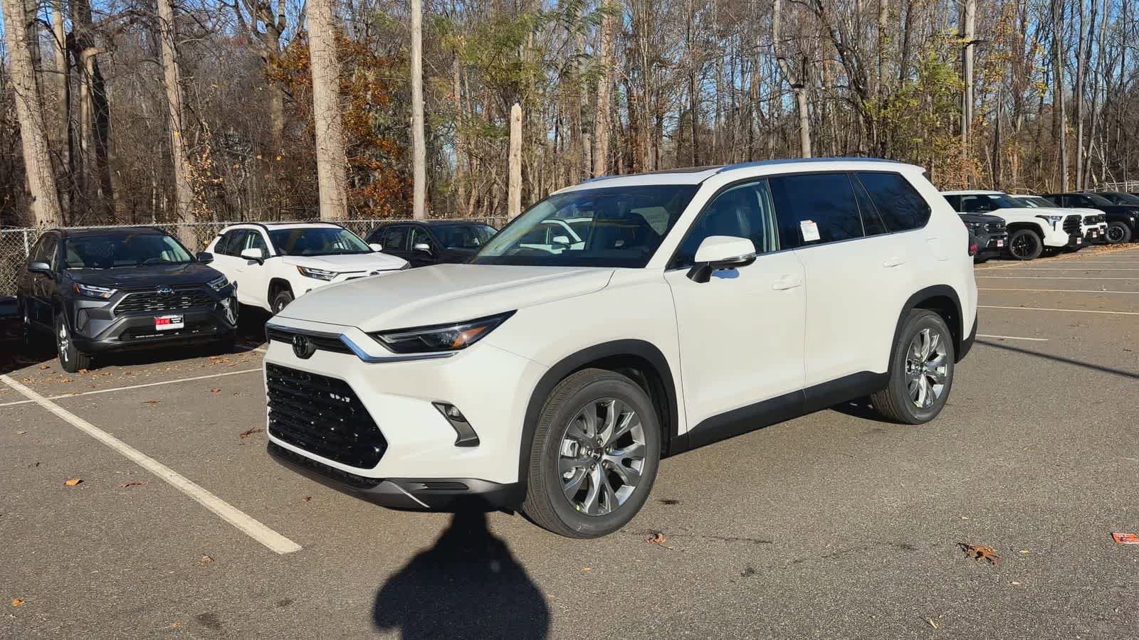 Thumbnail: 2026 Toyota Grand Highlander - 4