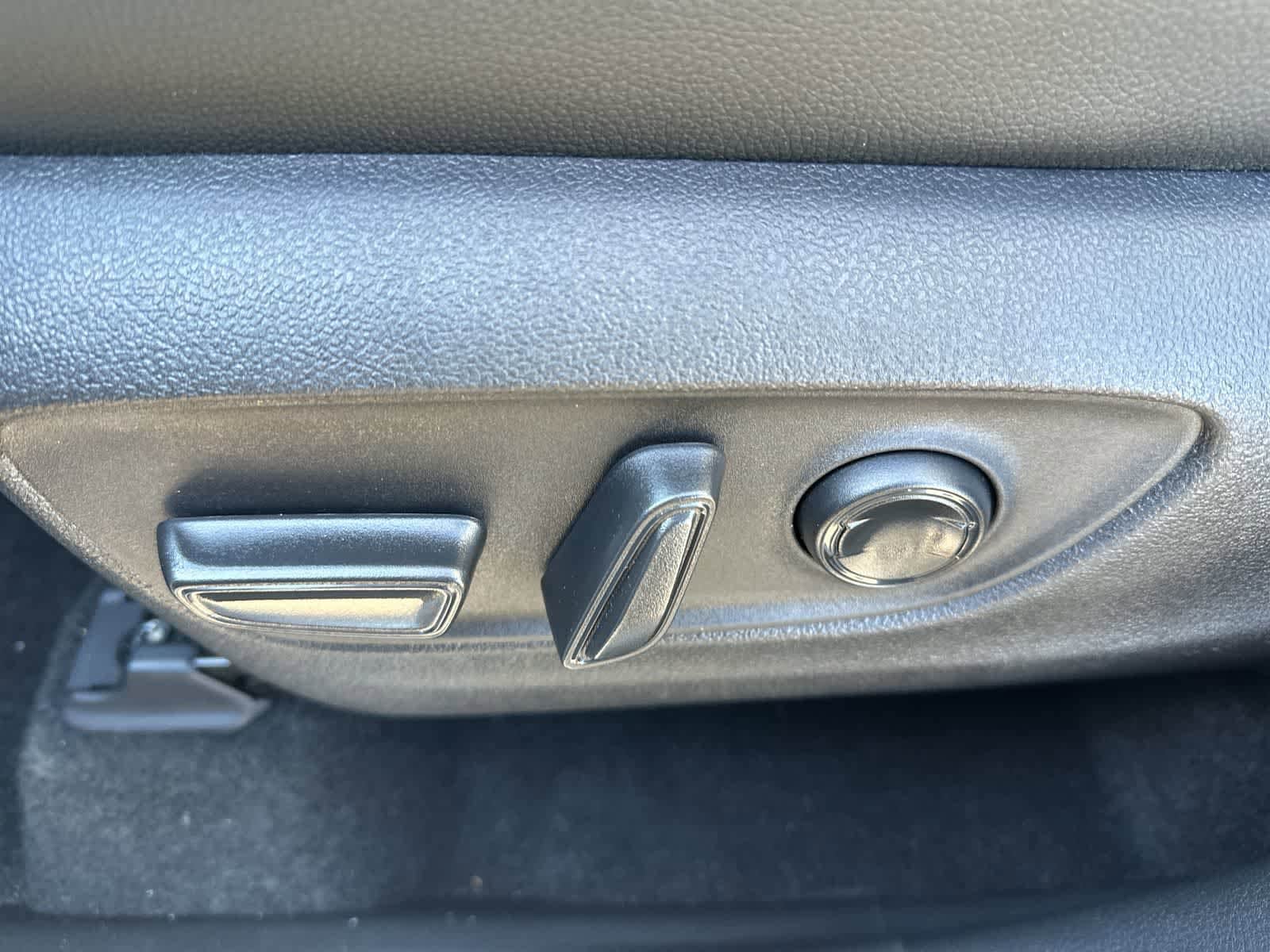 Thumbnail: 2026 Toyota Grand Highlander - 23