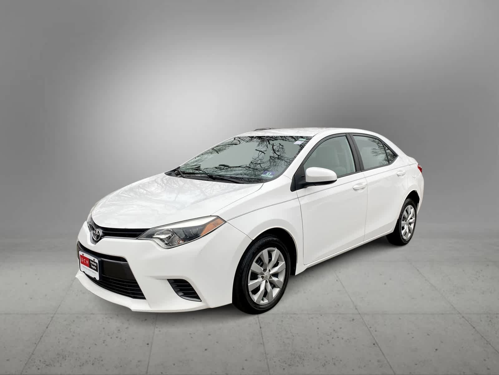 Thumbnail: 2015 Toyota Corolla - 7