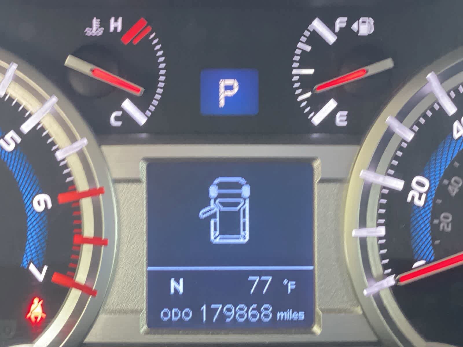 Thumbnail: 2014 Toyota 4Runner - 30