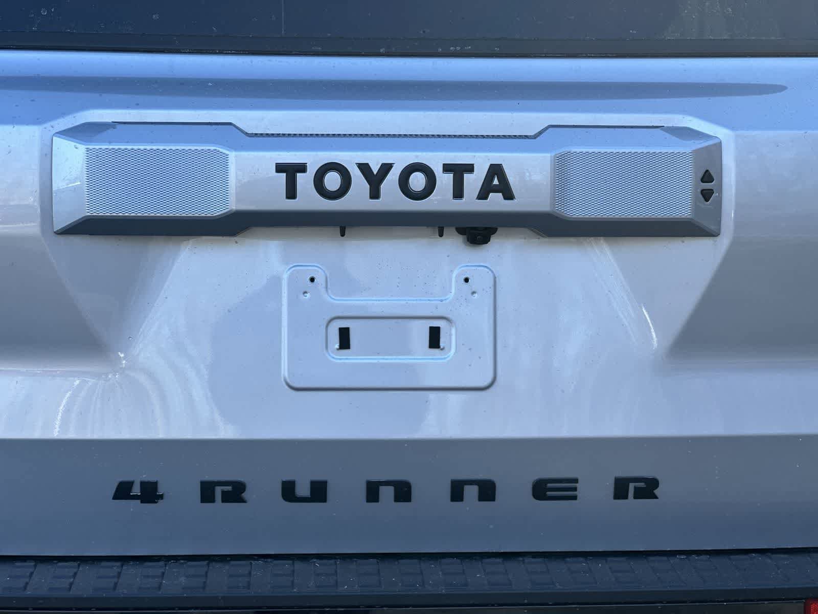 Thumbnail: 2026 Toyota 4Runner - 18