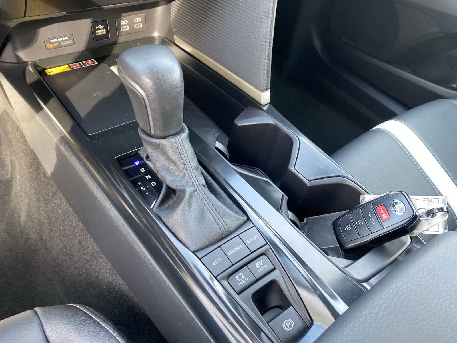 Thumbnail: 2025 Toyota Camry - 29