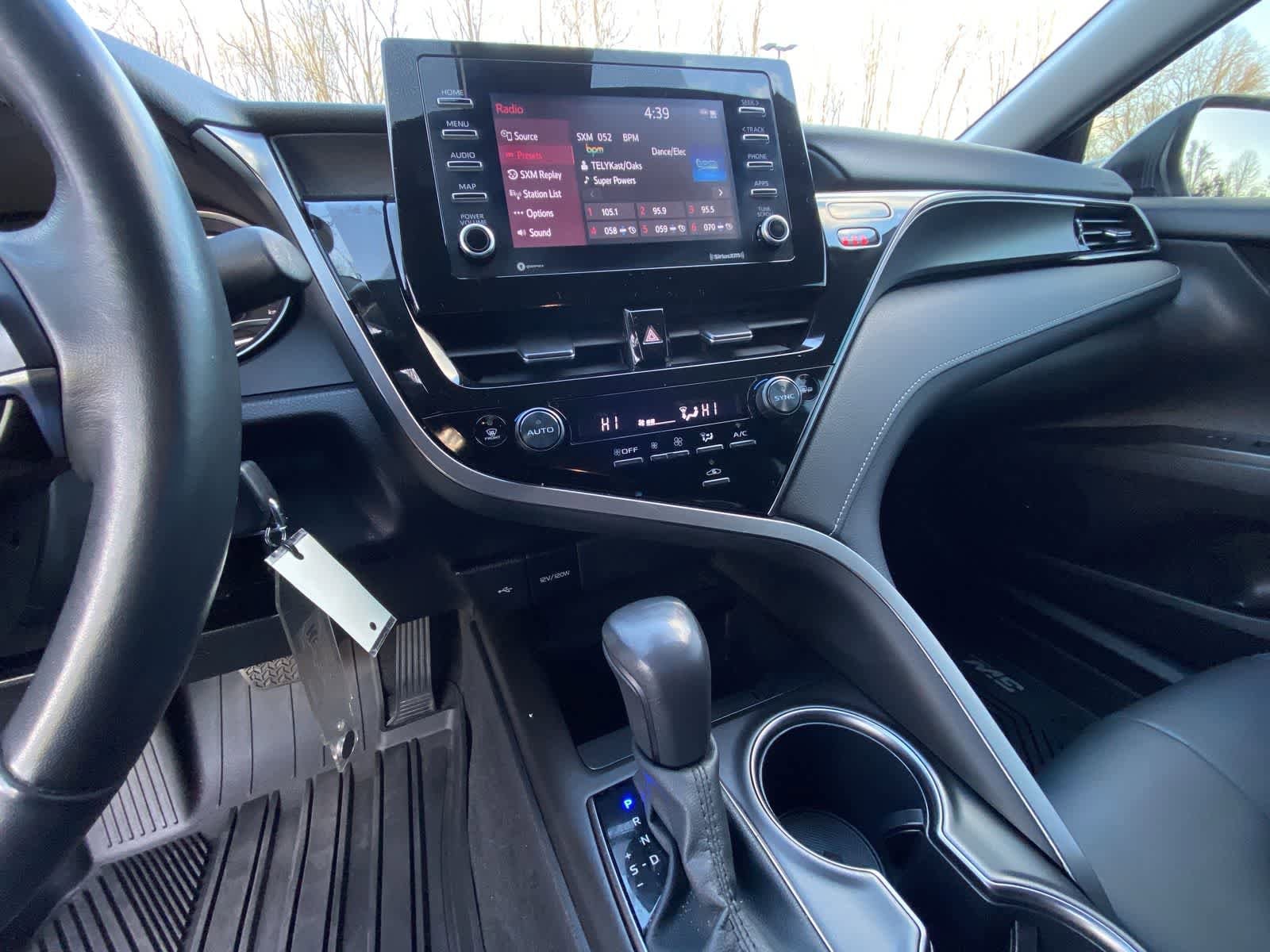 Thumbnail: 2024 Toyota Camry - 19