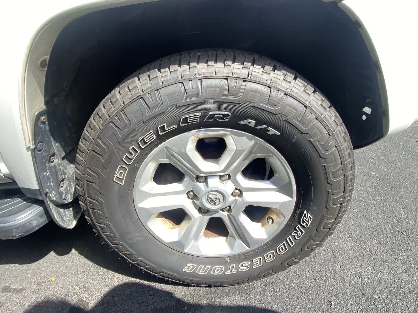 Thumbnail: 2014 Toyota 4Runner - 4