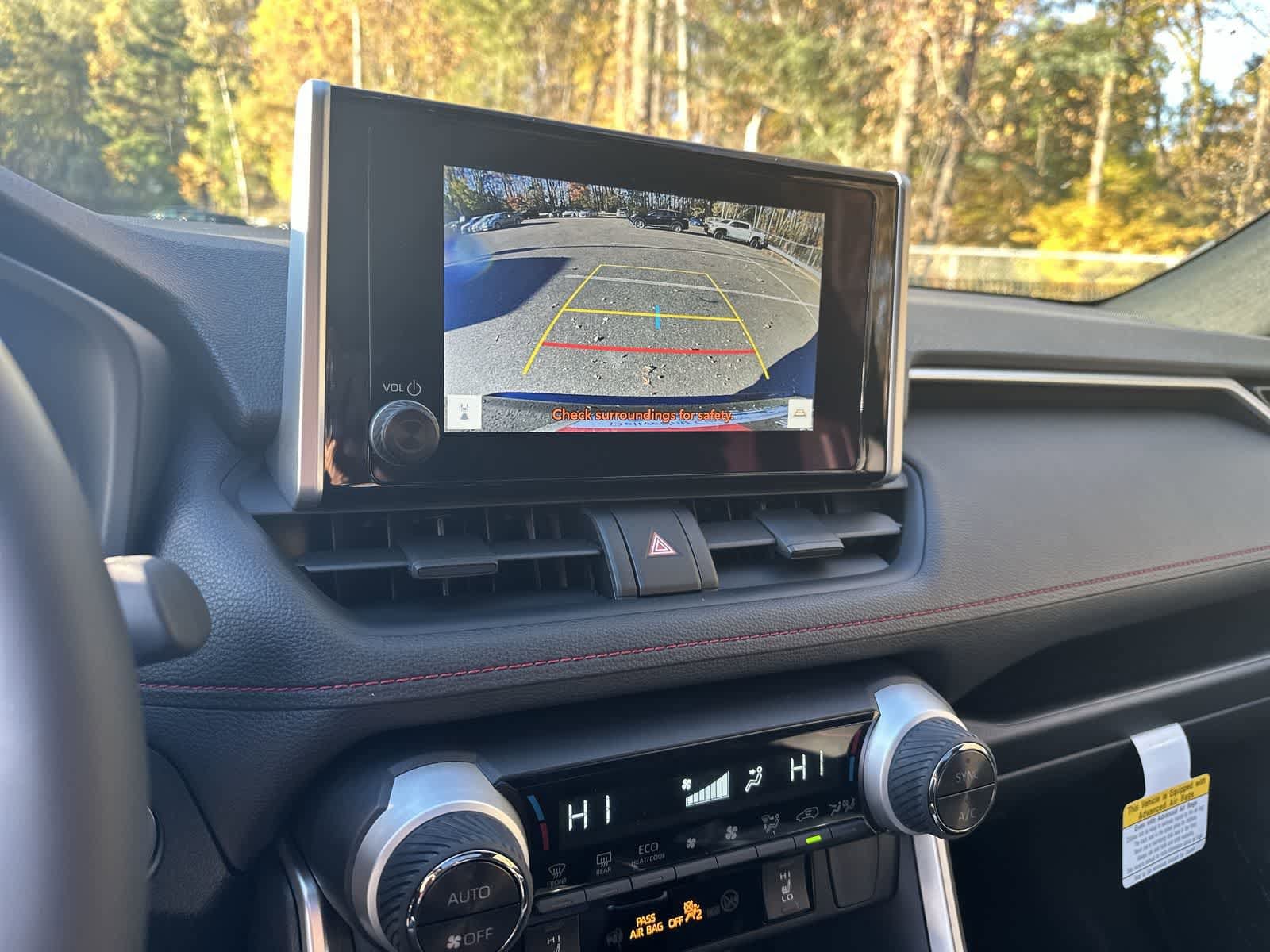 Thumbnail: 2025 Toyota RAV4 - 21