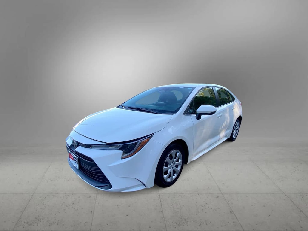Used 2024 Toyota Corolla LE Sedan