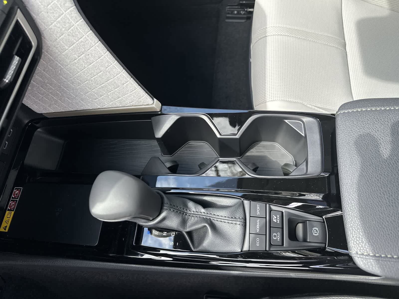 Thumbnail: 2026 Toyota Camry - 28