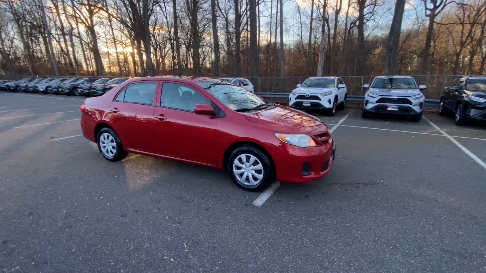 Thumbnail: 2013 Toyota Corolla - 10