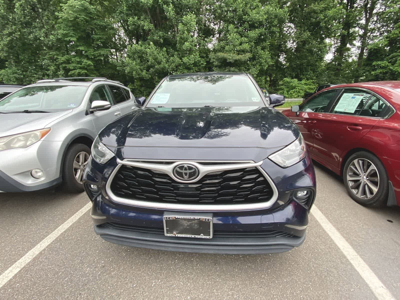 2020 Toyota Highlander LE 2