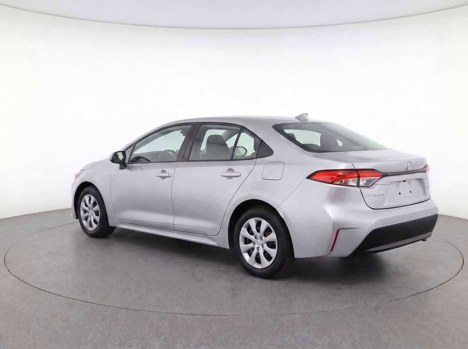 Thumbnail: 2025 Toyota Corolla - 4