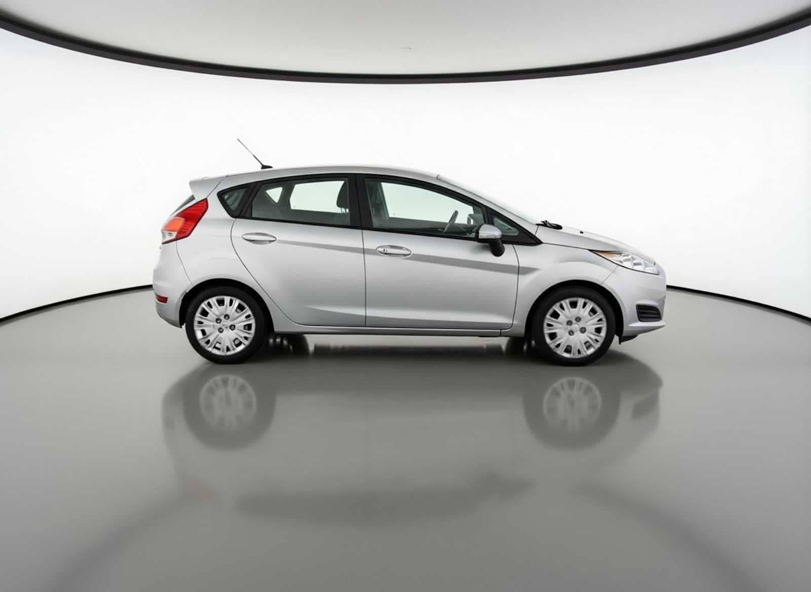 Thumbnail: 2016 Ford Fiesta - 4