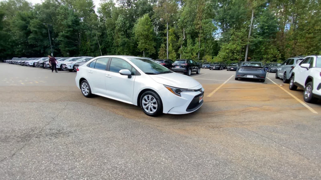 Used 2023 Toyota Corolla LE Sedan