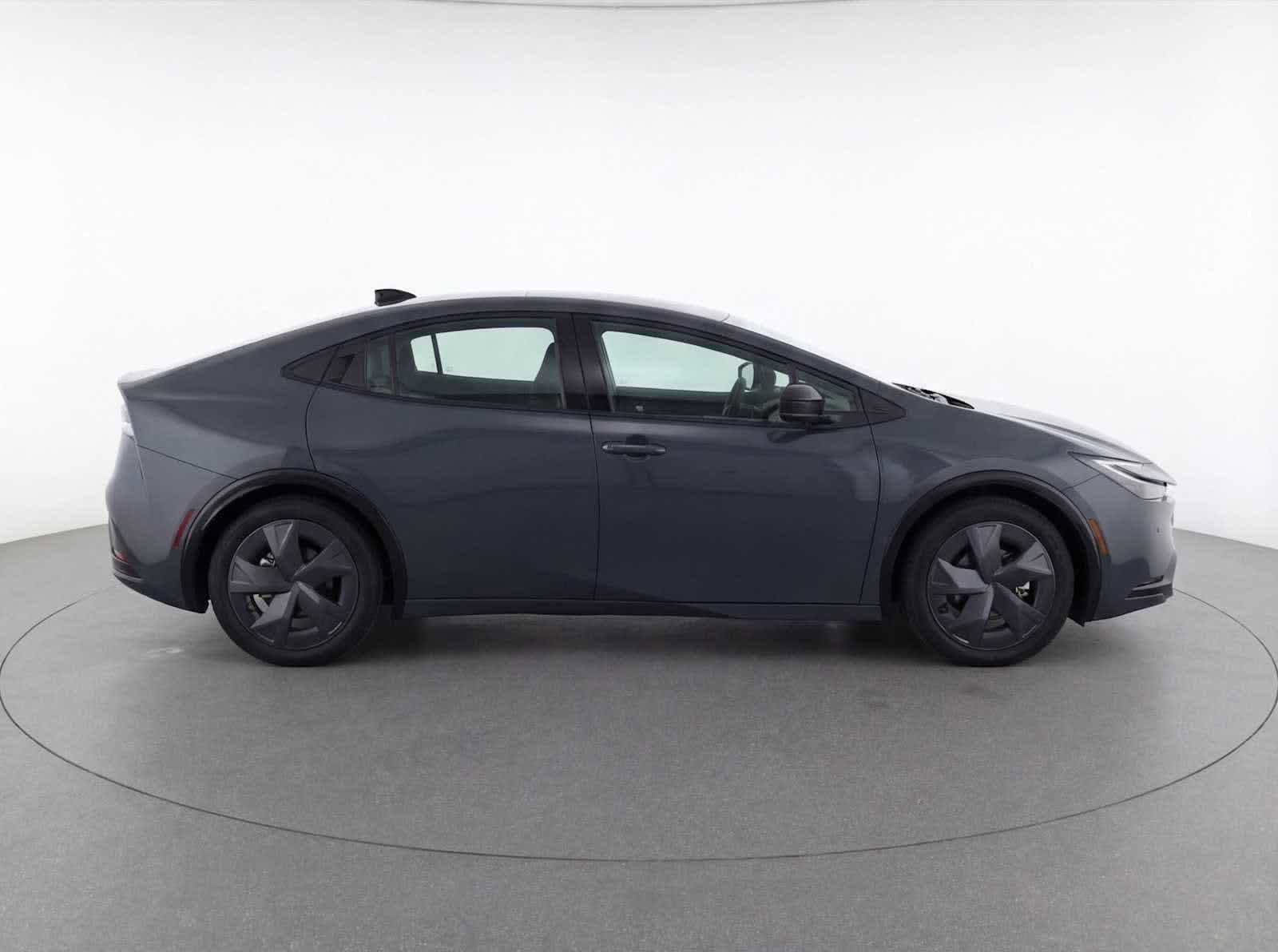 Thumbnail: 2025 Toyota Prius - 8