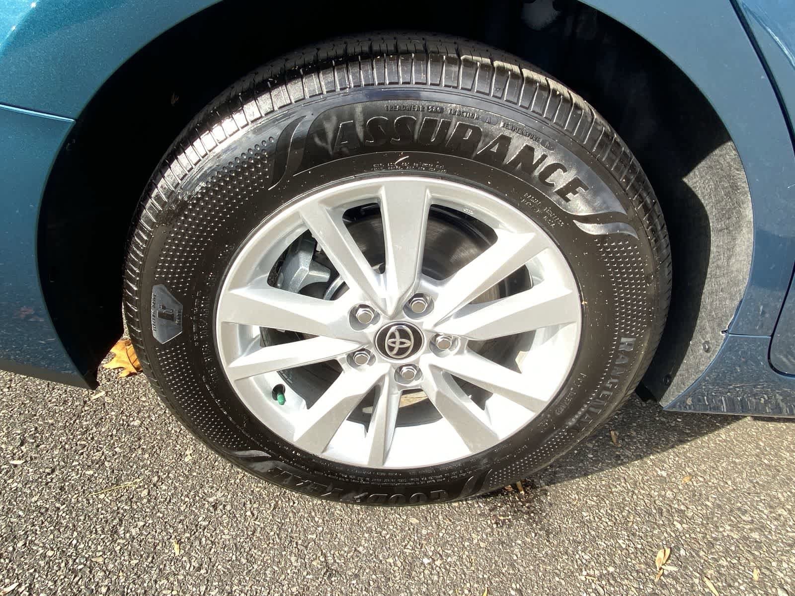 Thumbnail: 2025 Toyota Camry - 19