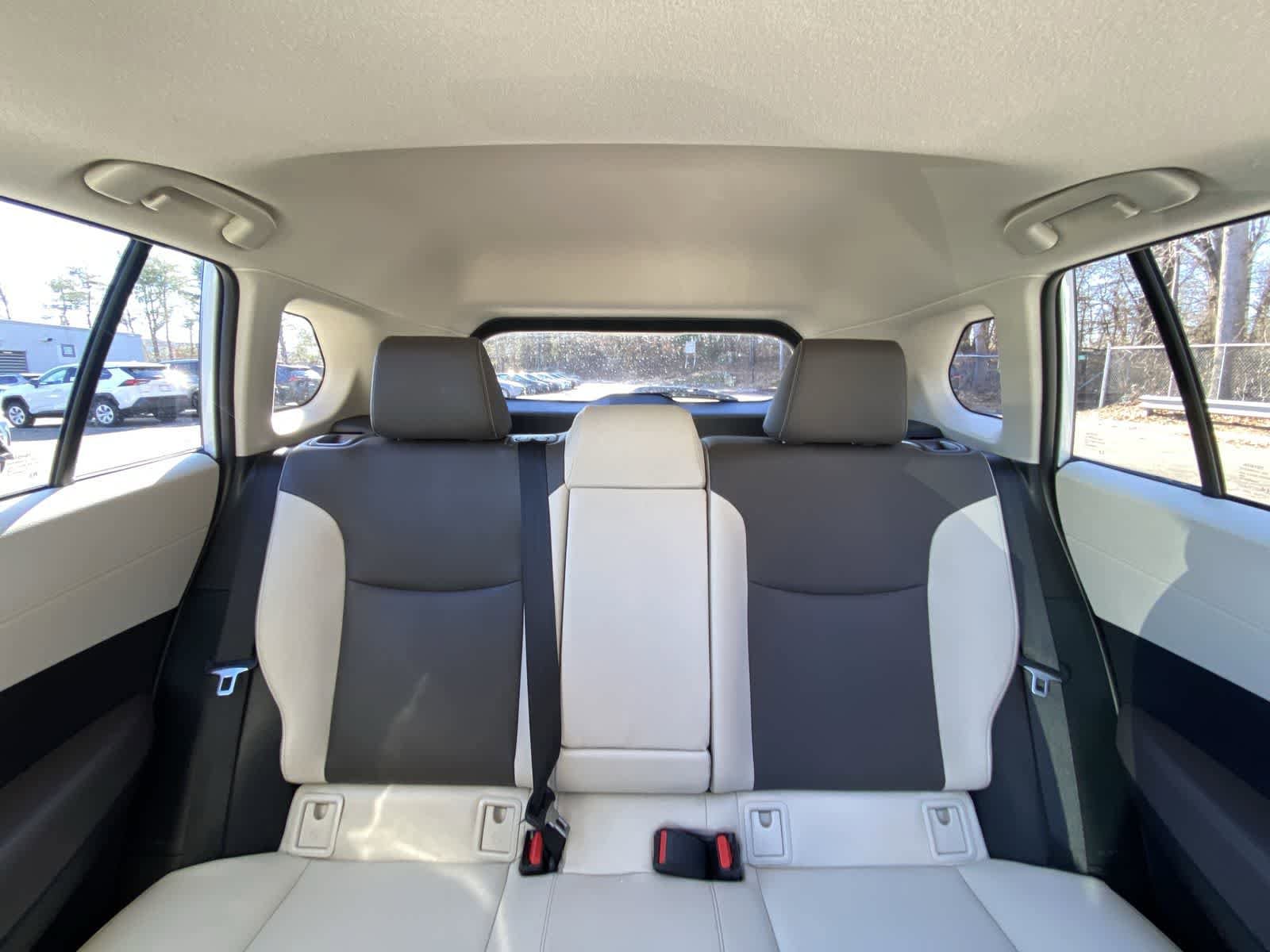 Thumbnail: 2023 Toyota Corolla Cross - 32